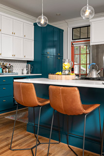 Turquoise – The Cool Kitchen Color Cabinet Trend