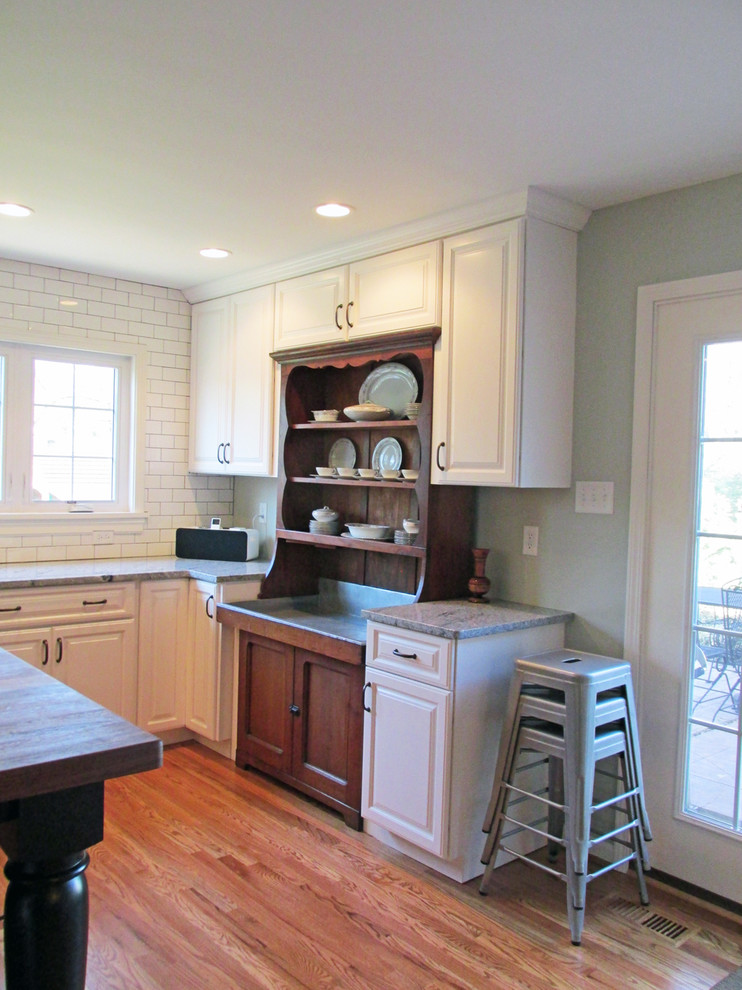 VIntageStyle Kitchen Addition Farmhouse Kitchen St Louis by