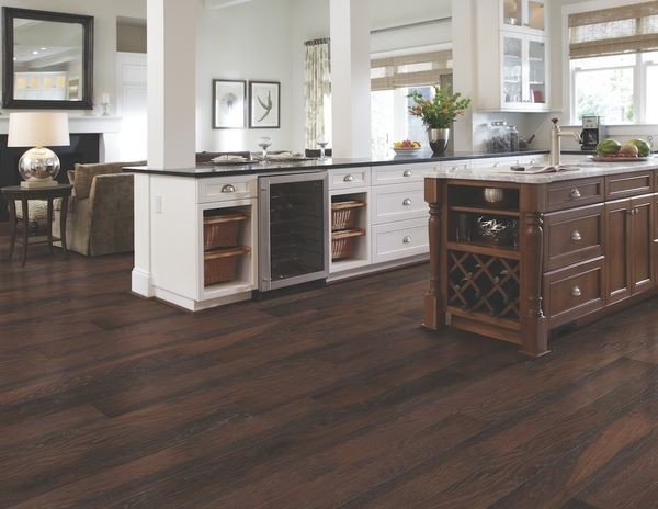 75 Beautiful Vinyl Floor Kitchen Pictures Ideas July 2021 Houzz