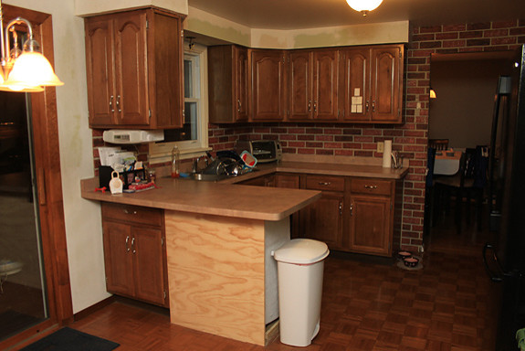 Vinyl Brick Wallpaper In The Kitchen - Traditional - Kitchen - Houston - by  Total Wallcovering | Houzz IE