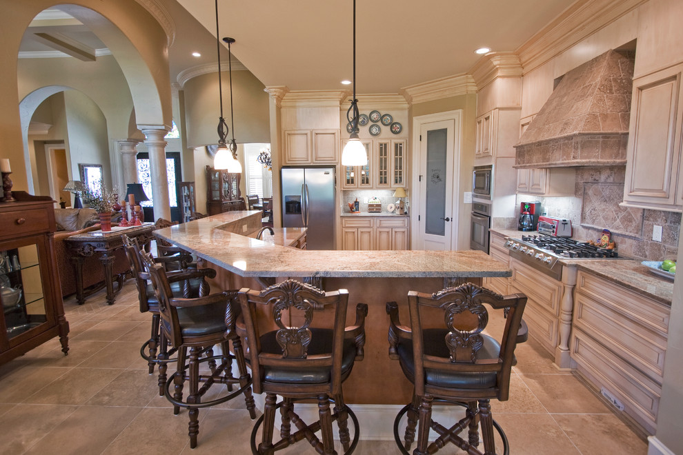 Design ideas for a classic kitchen in Little Rock.