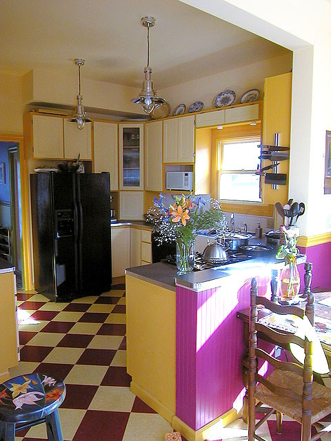Photo of a rural kitchen in San Francisco.