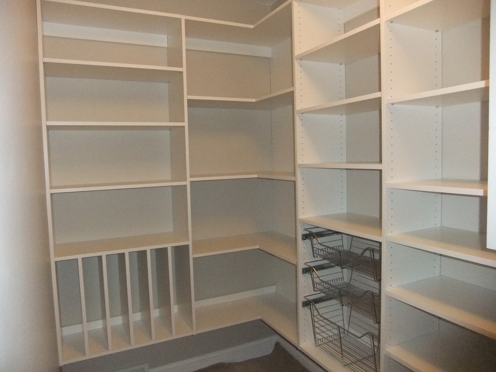 Walk-in Pantry - Kitchen - Grand Rapids - by Closet & Room Solutions ...