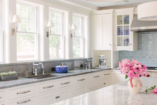 Gorgeous two story kitchen, granite countertops, pendant lighting, blue  mosaic backsplash tile, g…