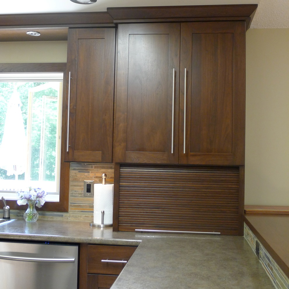 Photo of a contemporary kitchen in Indianapolis.