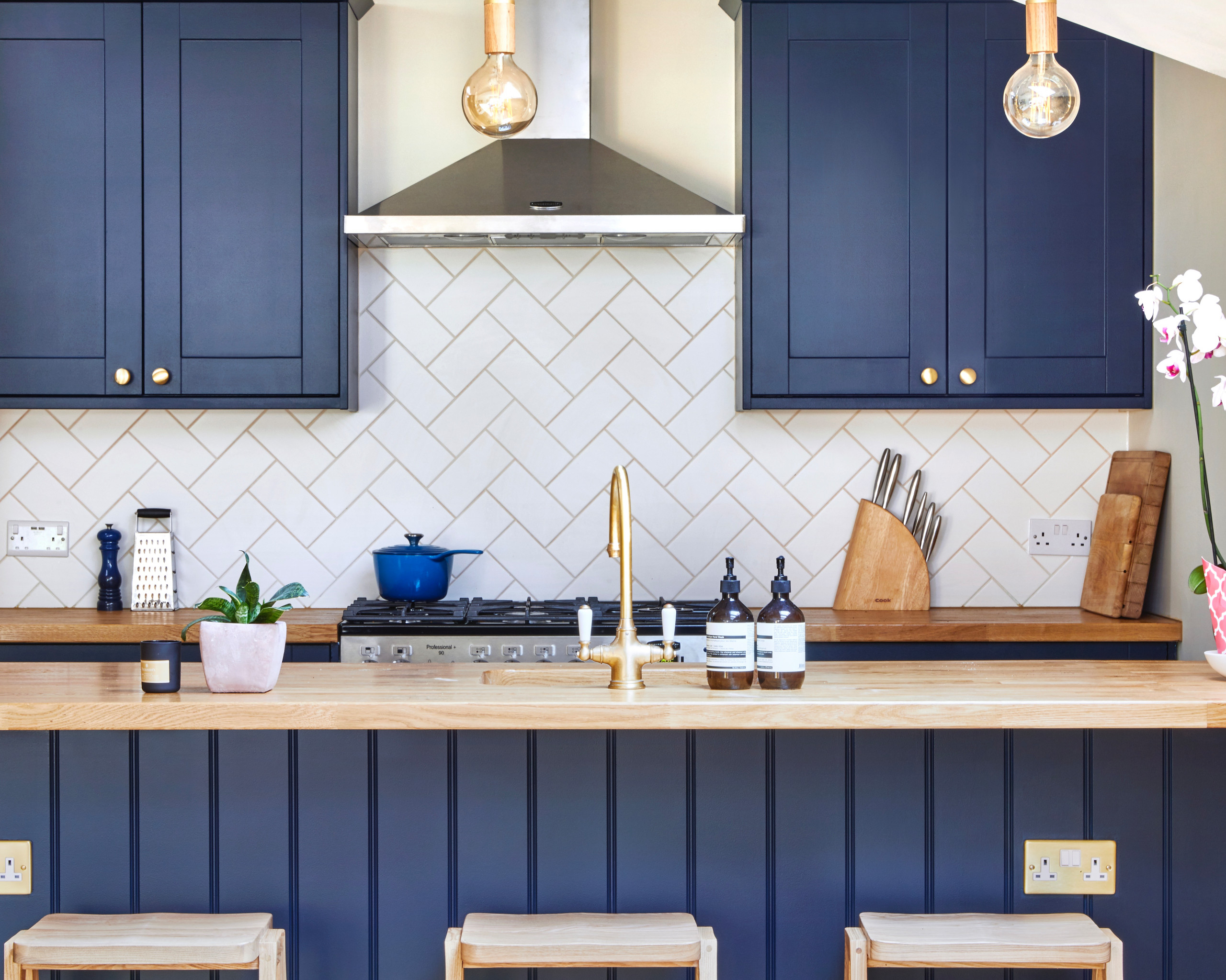 Blue, Wood and Brick Bring Charm to a London Kitchen