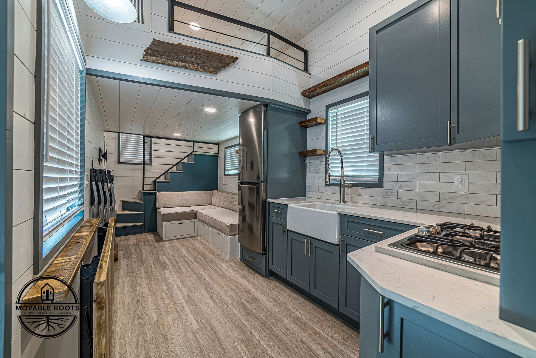 https://st.hzcdn.com/simgs/pictures/kitchens/wansley-tiny-house-built-by-movable-roots-tiny-home-builders-tiny-modern-homes-img~e241e3240d25fa3c_14-8482-1-05da8c1.jpg