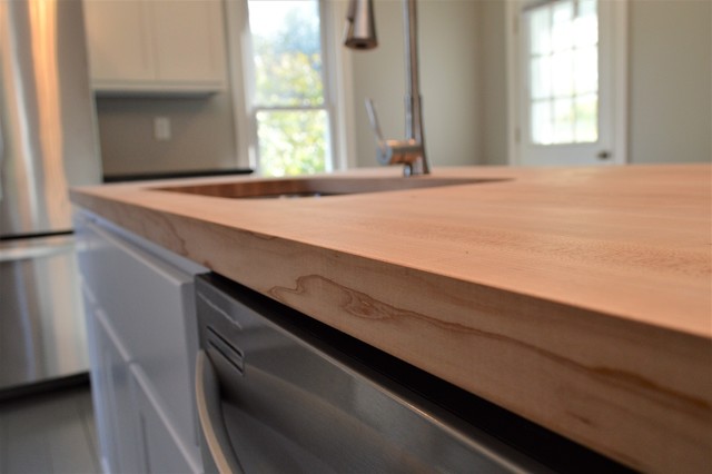 Warsaw In Baileytown Usa White Maple Kitchen モダン キッチン 他の地域 Bailey S Cabinets Houzz ハウズ