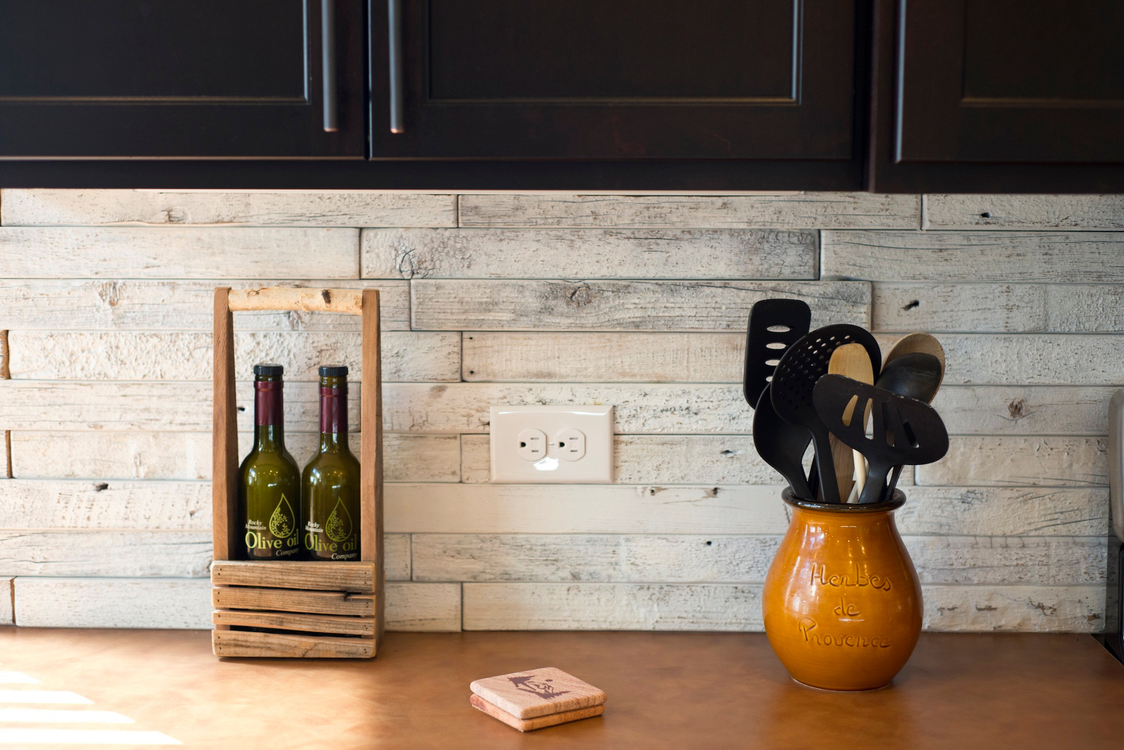 barnwood backsplash ideas