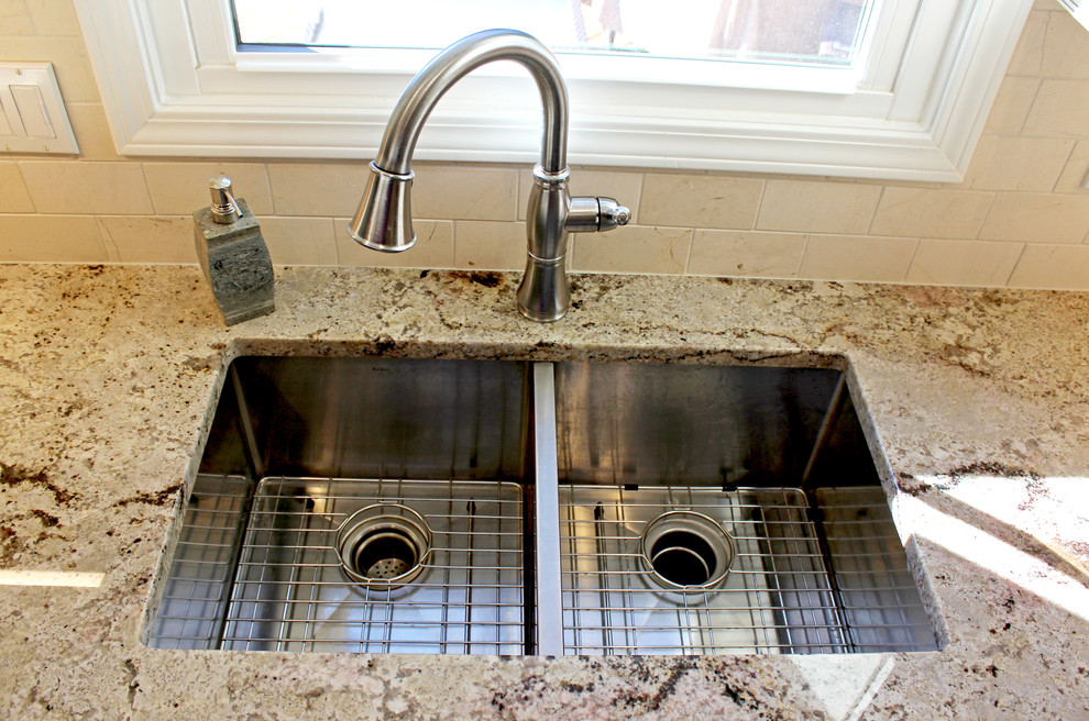 Waypoint Cream Cabinets with Beige Backsplash ...