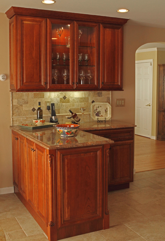 Inspiration for a timeless kitchen remodel in New York