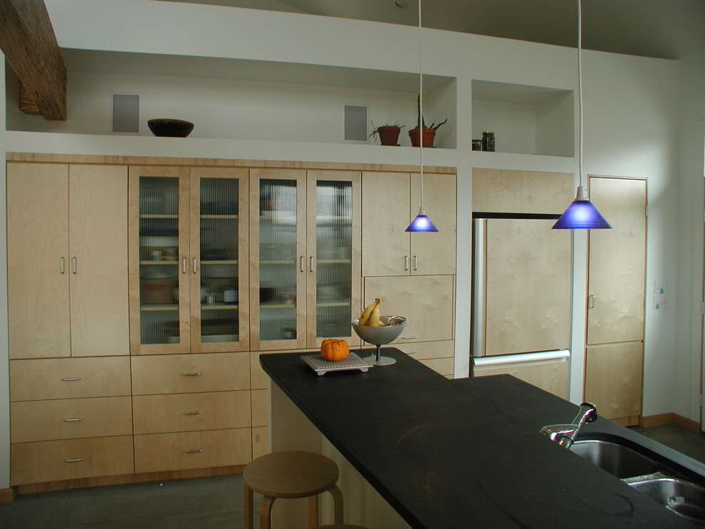 Small minimalist u-shaped open concept kitchen photo in Salt Lake City