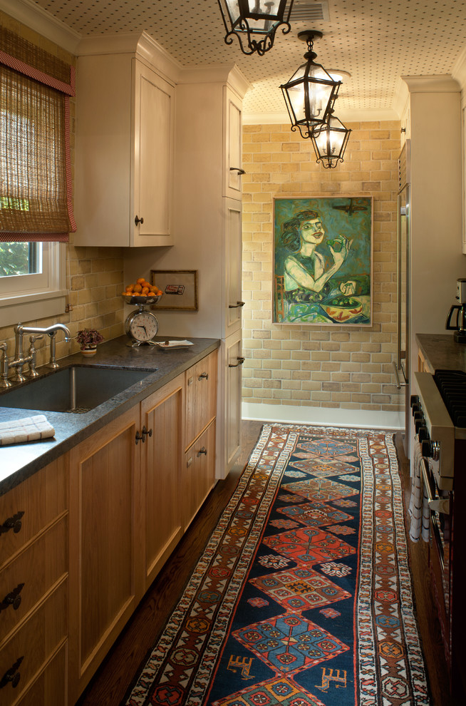Example of an eclectic kitchen design in Los Angeles