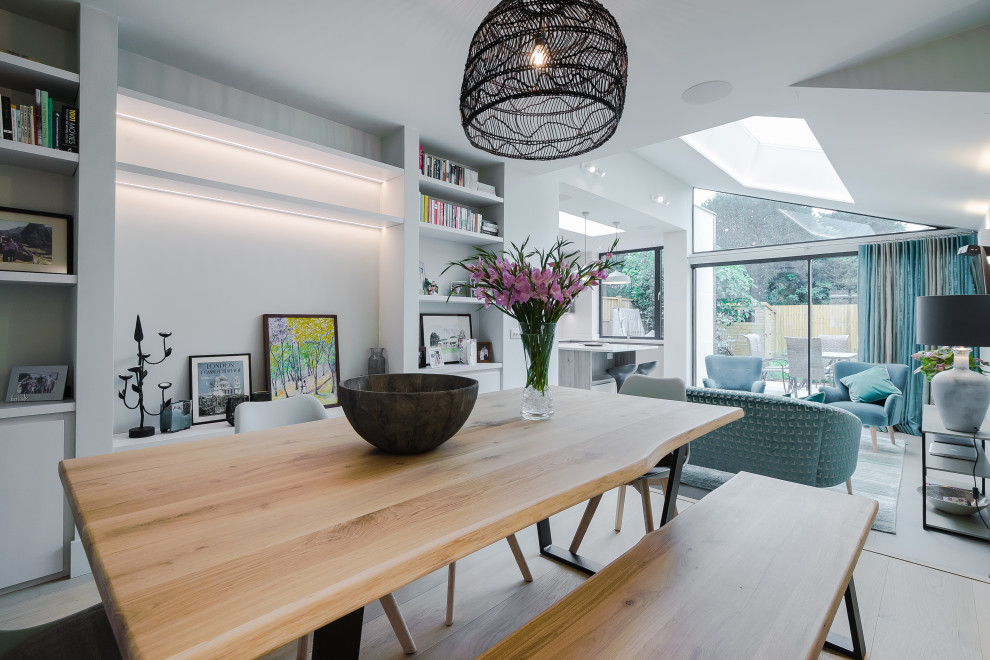 Westfield Road, Surbiton Modern Dining Room London by 50