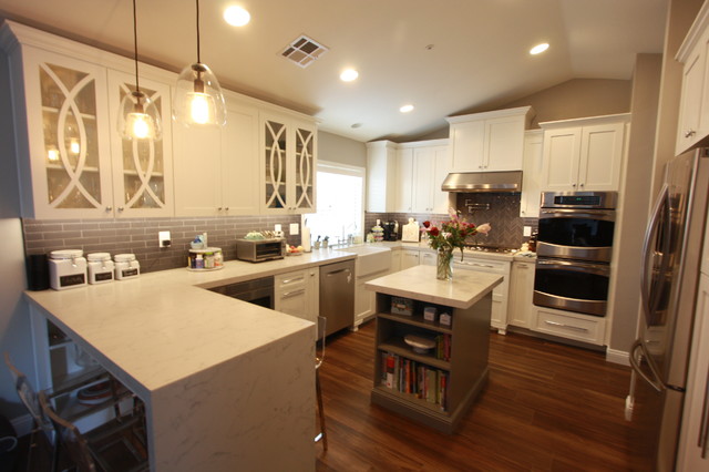 Westlake Village Custom Kitchen Cabinets Arts Crafts Kitchen Los Angeles By Andrews Fine Cabinets And Millwork Houzz Ie