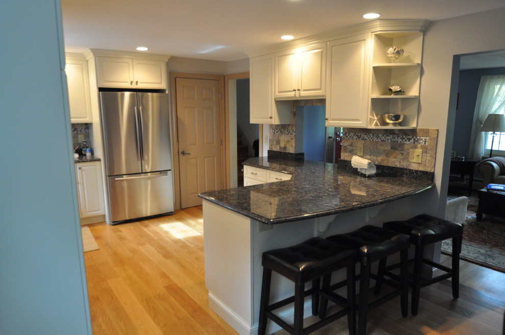 What a Style!Project 1270 Modern Kitchen Boston by Design 1