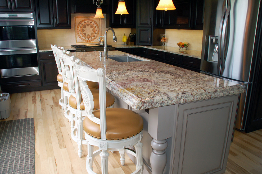 Wheeling Kitchen RemodelBefore & After Traditional Kitchen