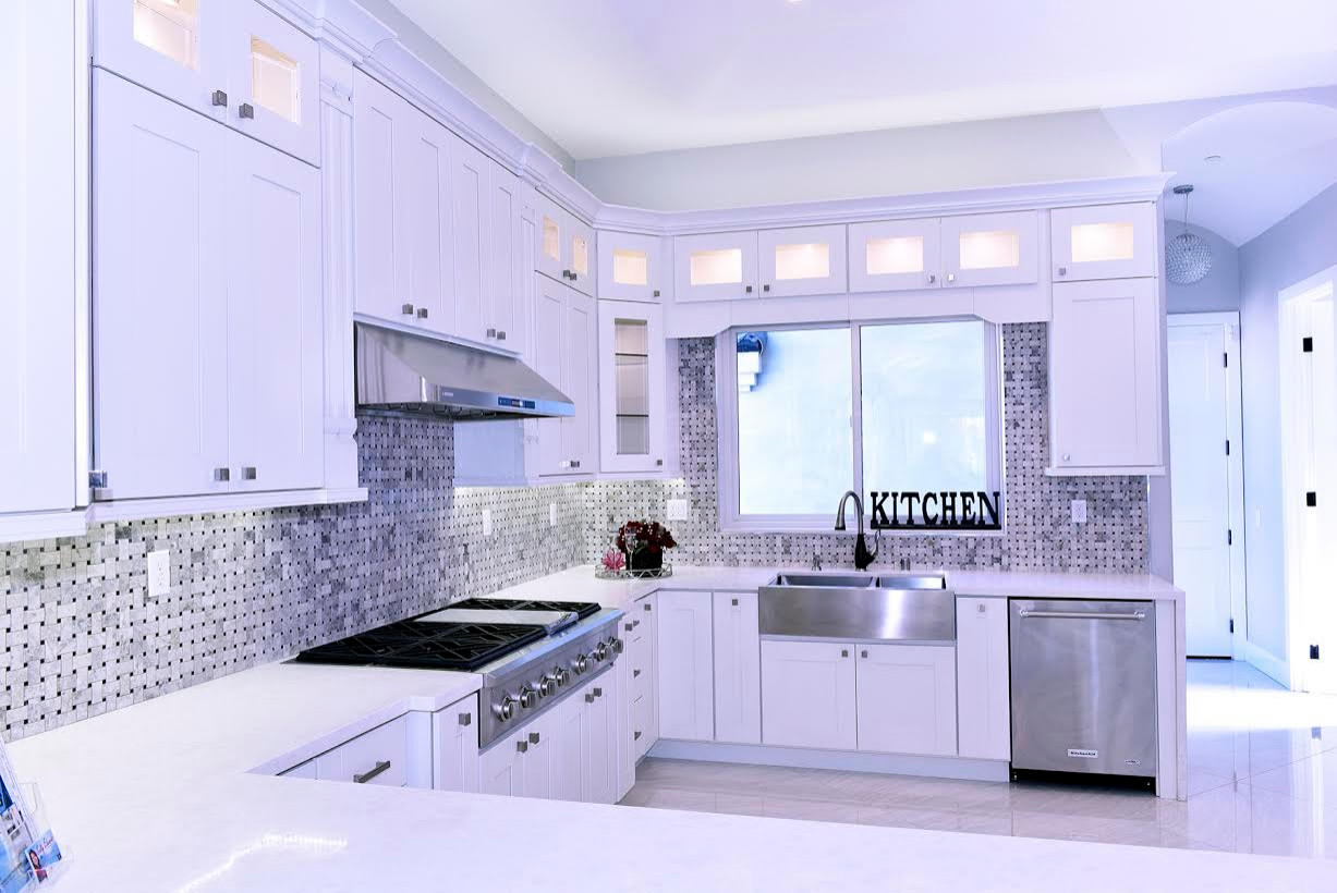 75 Purple Kitchen with Glass Tile Backsplash Ideas You'll Love