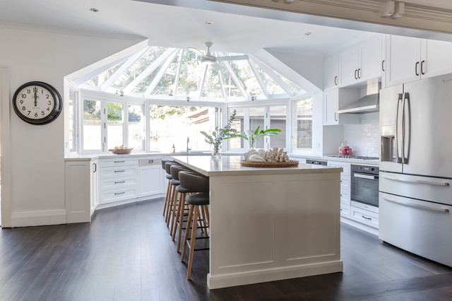 White Hamptons Kitchen - Beach Style - Kitchen - Sydney - by Blue Tea ...