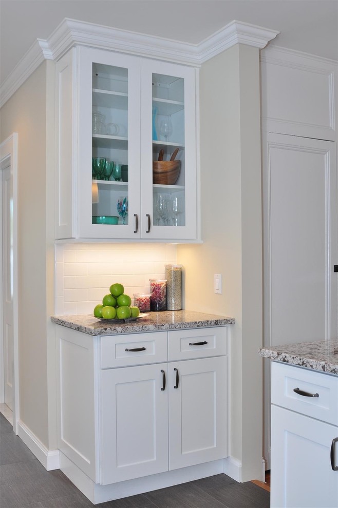 White Kitchen Cabinets | Ice White Shaker Door Style ...