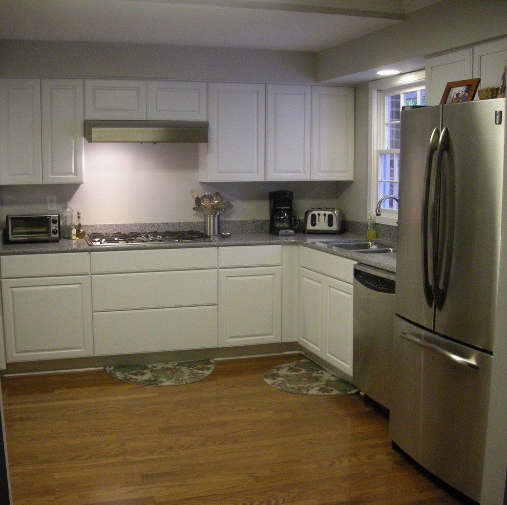 White Kitchen - Traditional - Kitchen - New Orleans - by Jennifer Faust ...