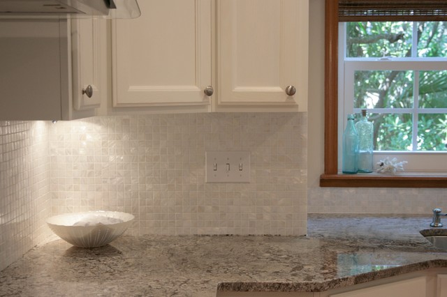 White Mother Of Pearl 1 X 1 Backsplash American Traditional Kitchen New York By Tile Circle Houzz