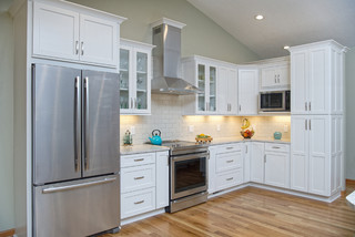 White Paint Shaker Door Kitchen Contemporary Kitchen Other By The Kitchen Shop