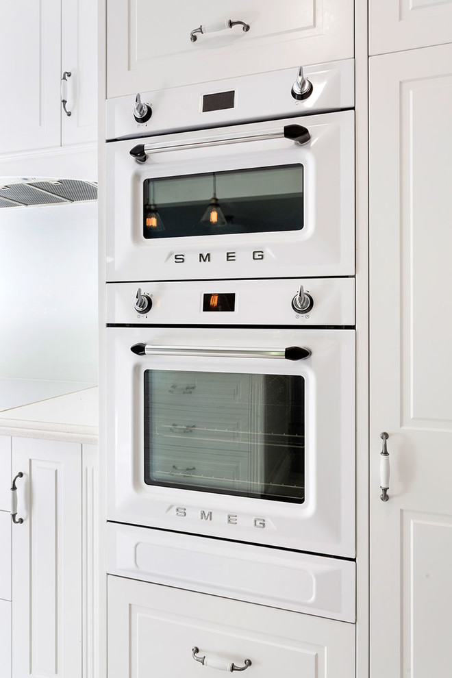 White Smeg Victoria oven - Farmhouse - Kitchen - Other - by Mastercraft  Kitchens New Zealand | Houzz