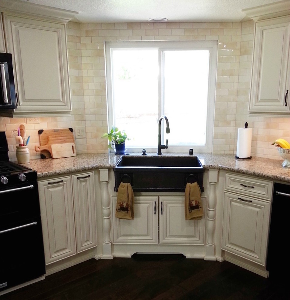 White Traditional Rancho Cucamonga Traditional Kitchen Los