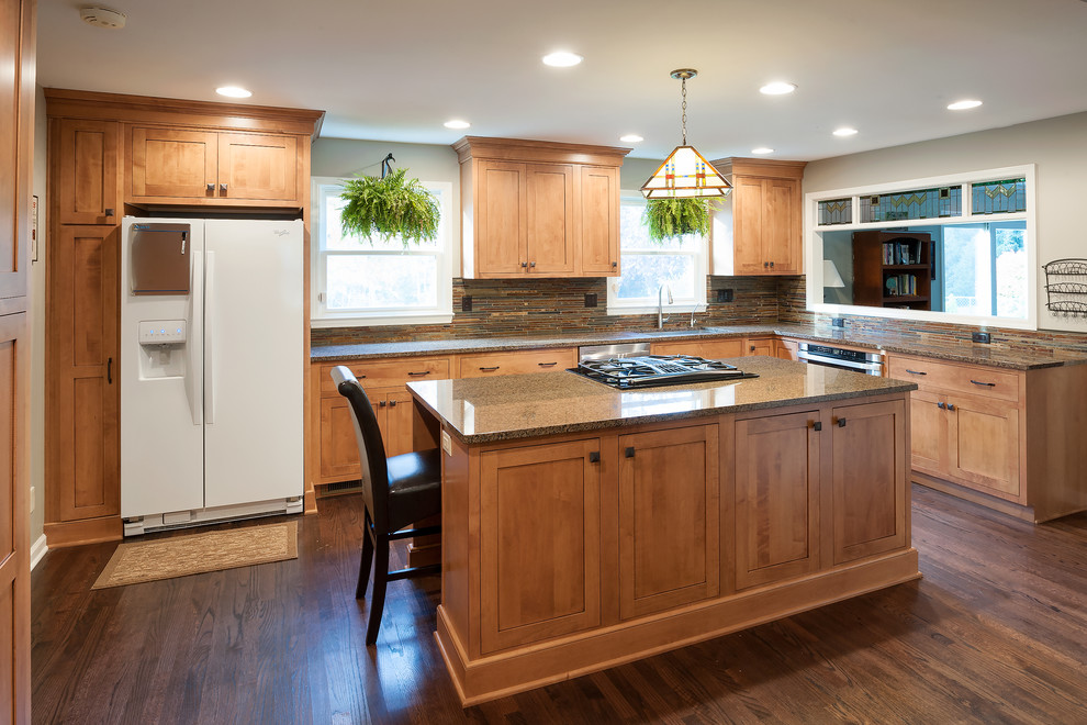 Whitewood Kitchen Craftsman Kitchen Indianapolis by Worthington