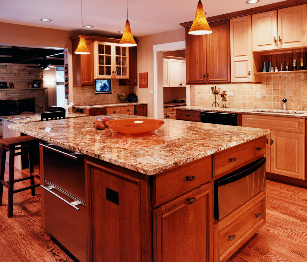 Inspiration for a large timeless l-shaped medium tone wood floor eat-in kitchen remodel in Chicago with an undermount sink, flat-panel cabinets, medium tone wood cabinets, quartz countertops, beige backsplash, ceramic backsplash, stainless steel appliances and an island