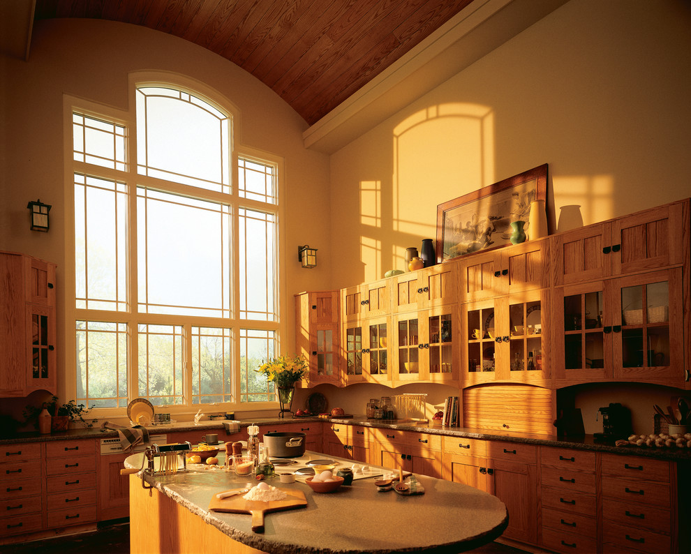 Große Moderne Wohnküche in L-Form mit Kücheninsel, braunen Schränken und Granit-Arbeitsplatte in Baltimore