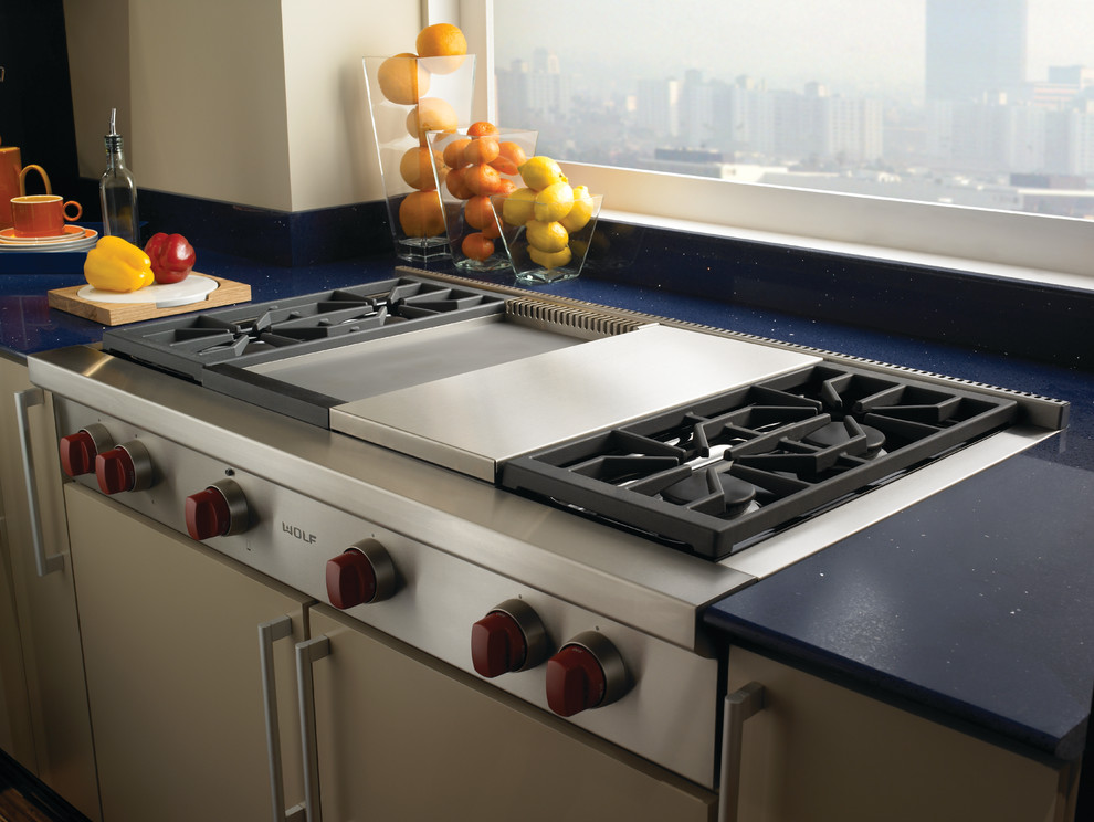 wolf 48 gas cooktop with grill and griddle