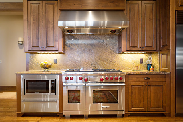 Wolf Range And Warming Drawer In Traditional Style Chef S Kitchen Craftsman Kitchen Denver By The Group Inc Real Estate Kelly Mcbartlett Houzz