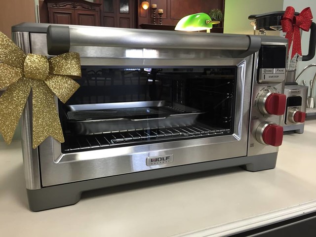 Wolf Toaster Oven and Blender - Traditional - Kitchen - Houston - by K&N  Appliance Gallery