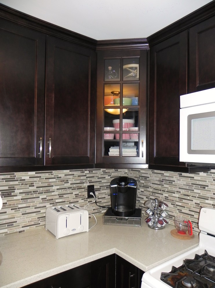 Woodcrest Maple Espresso Modern Kitchen Toronto by Alliston