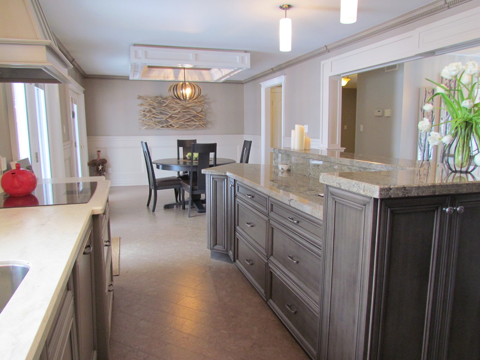 Woodcrest Sheffield Maple Portabelo Kitchen Traditional Kitchen