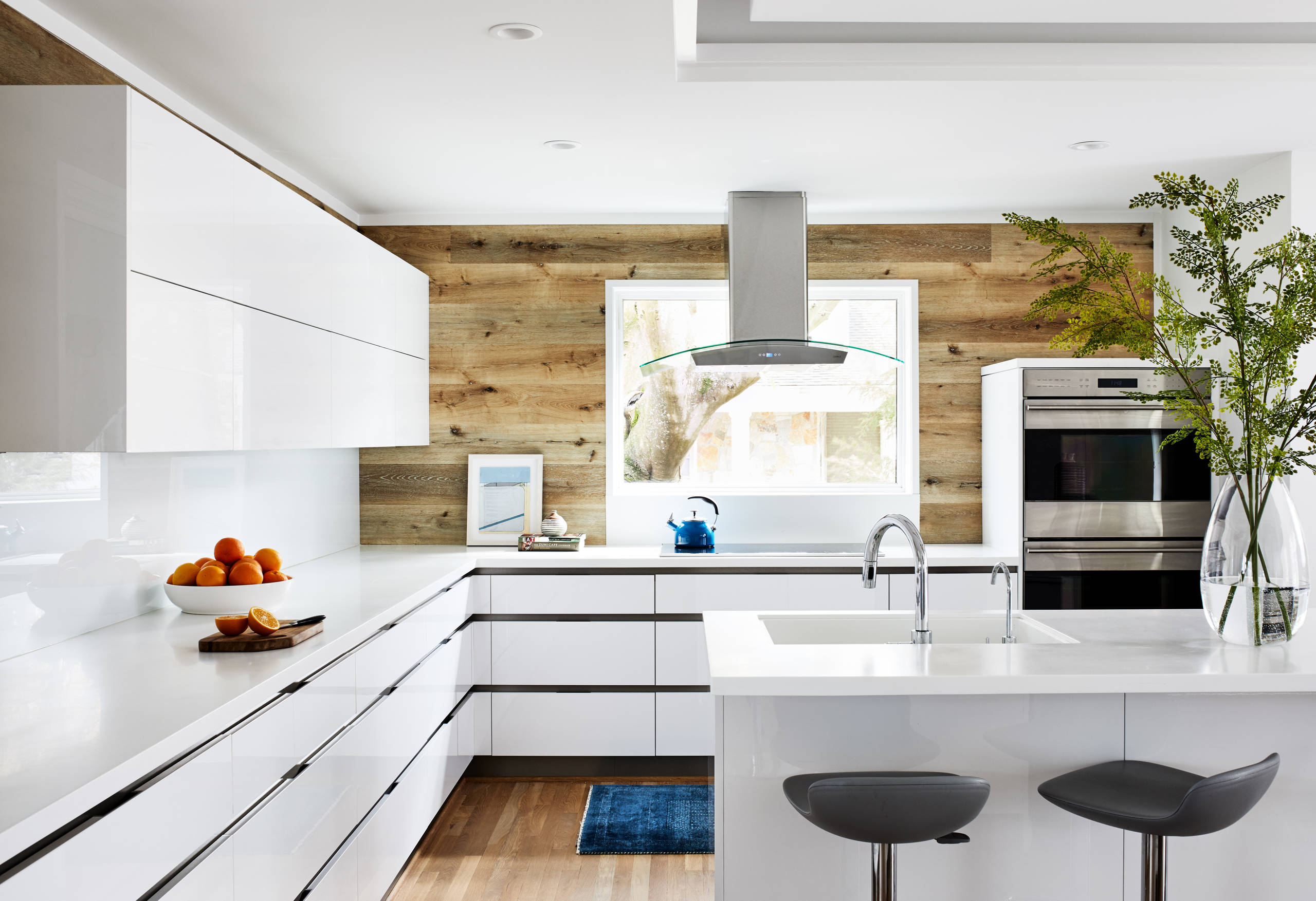 75 Beautiful Mid Century Modern Kitchen With White Cabinets Pictures Ideas January 2022 Houzz