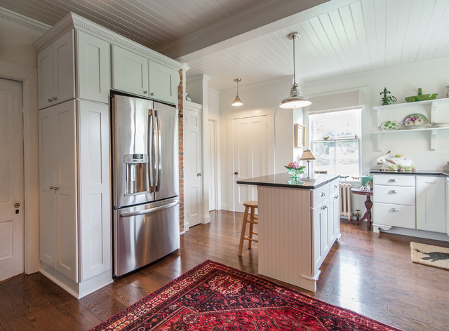 Woodstock Ct Farm House Kitchen Farmhouse Kitchen Providence By Chace Building Supply Houzz