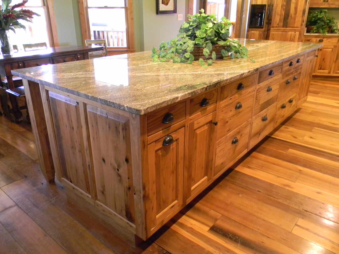 Custom Wormy Chestnut Island Kitchen Reclaimed Wooden Butcher Block  Countertop Kitchen Solid Wood Counter Top 