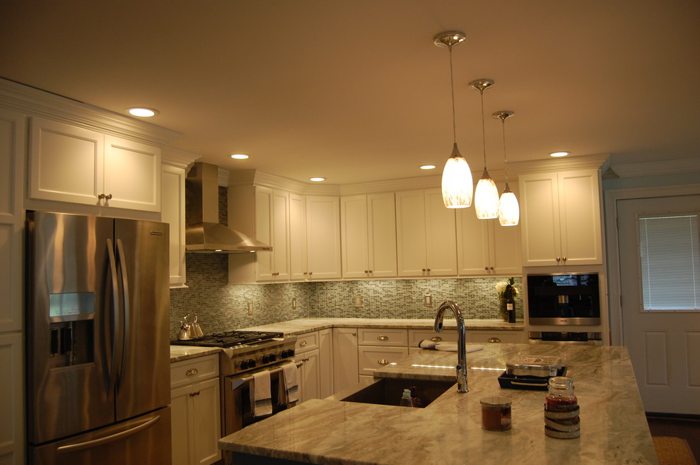Yaphank Kitchen Beach Style Kitchen New York by Mary Farina
