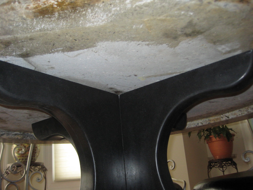 Yellow River Granite Kitchen Project Clásico Cocina Miami de