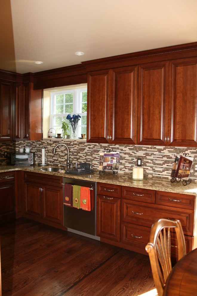 Young Avenue, Bronx - Traditional - Kitchen - New York - by Tarallo ...