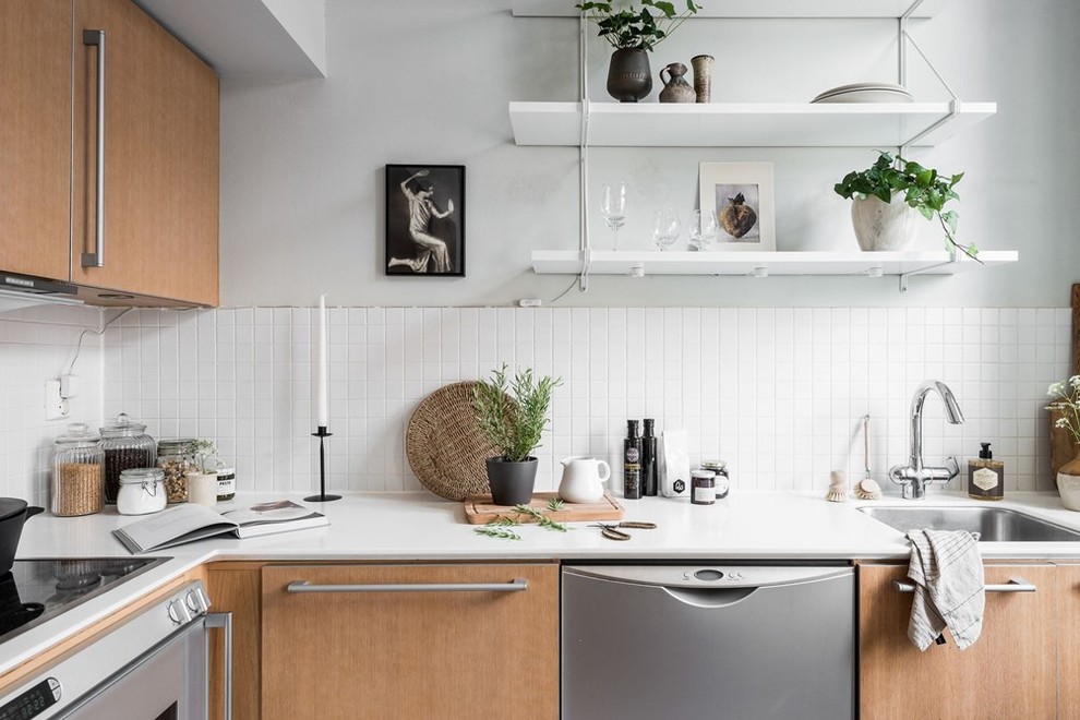 Inredning av ett minimalistiskt kök