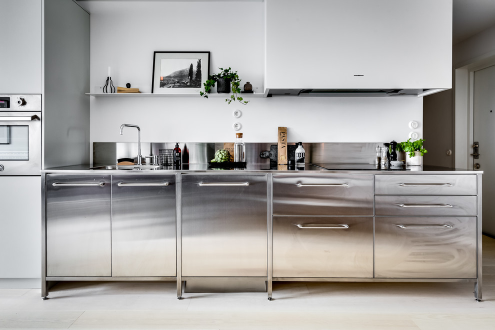 Photo of a contemporary kitchen in Stockholm.