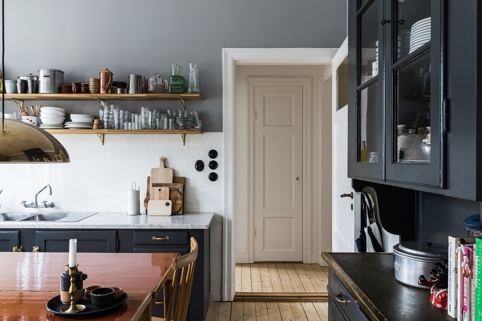 Bild på ett minimalistiskt kök