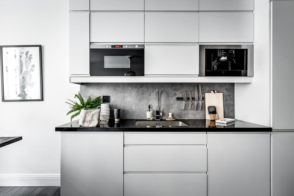 Kitchen - contemporary kitchen idea in Stockholm