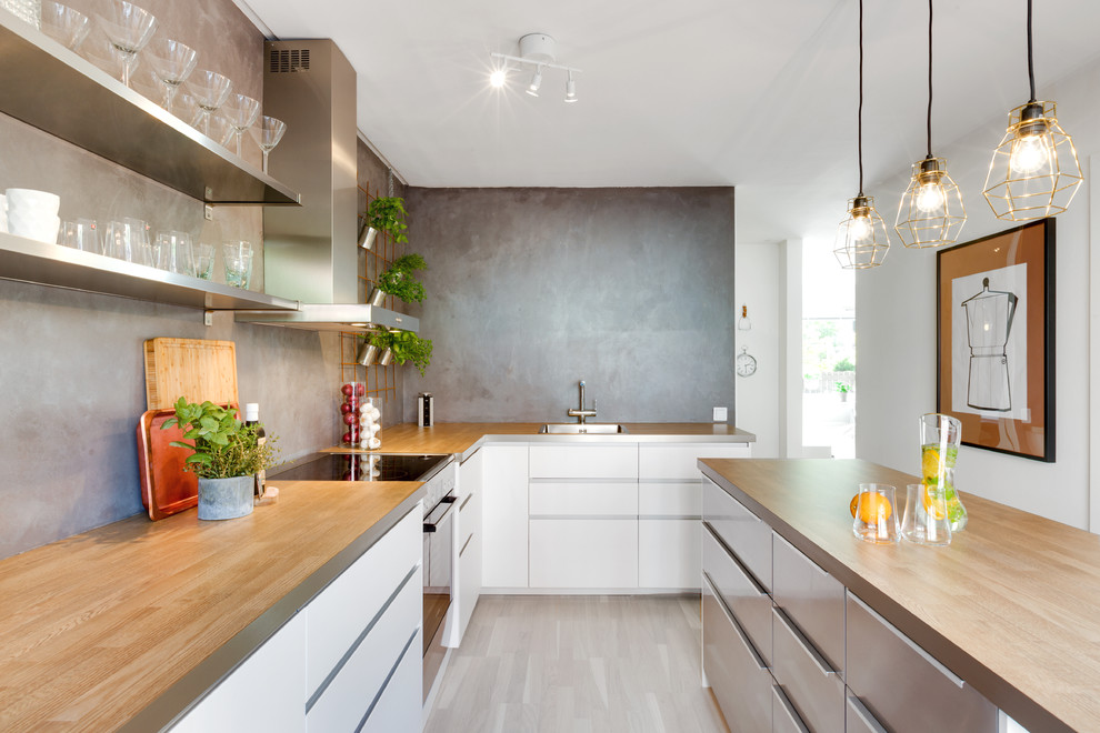 Kitchen - contemporary kitchen idea in Stockholm