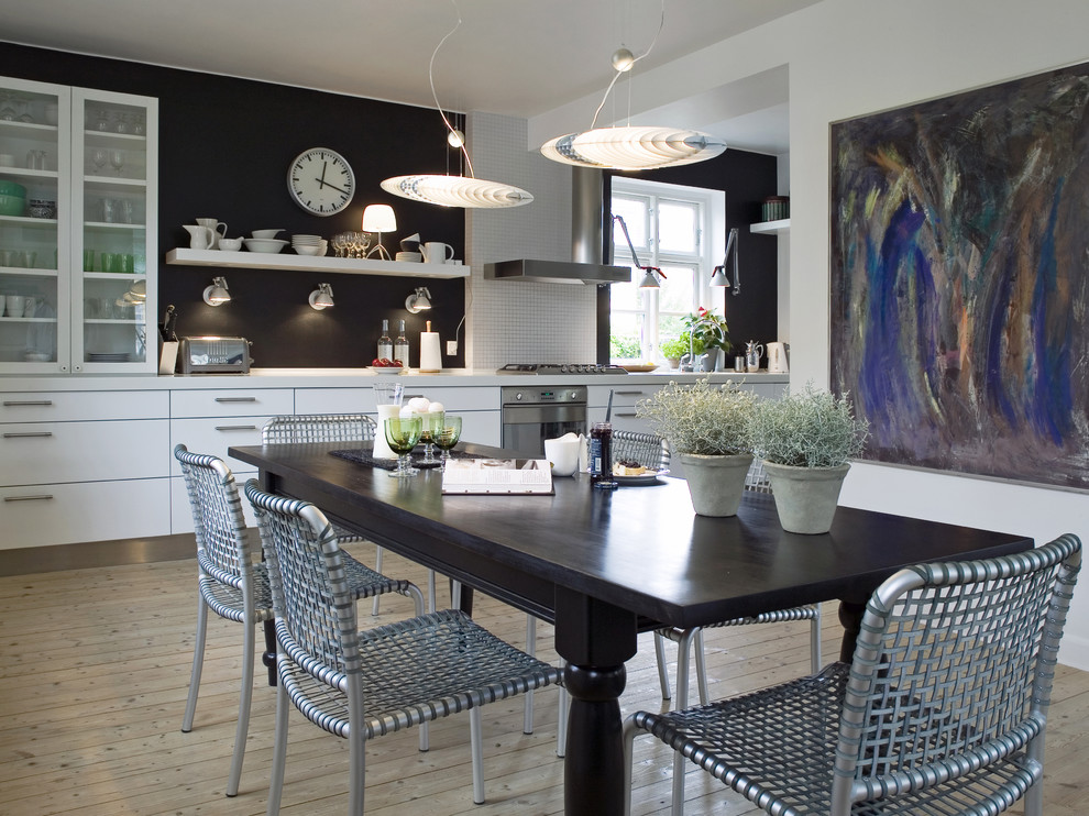 コペンハーゲンにあるインダストリアルスタイルのおしゃれなキッチンの写真