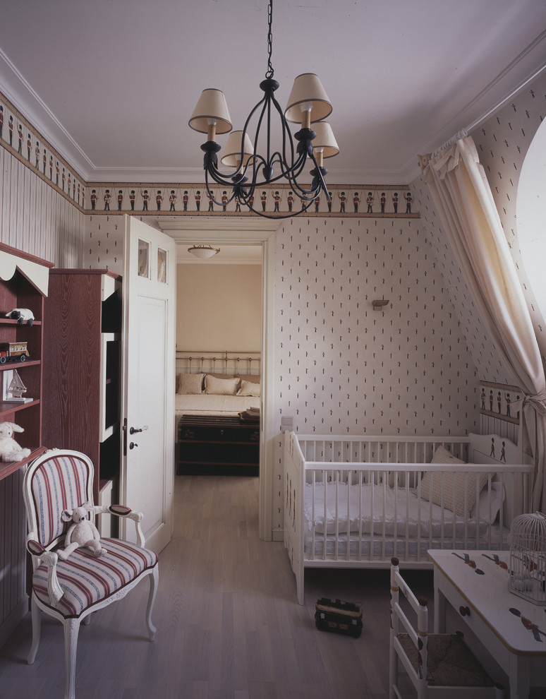 Klassisches Babyzimmer in Moskau